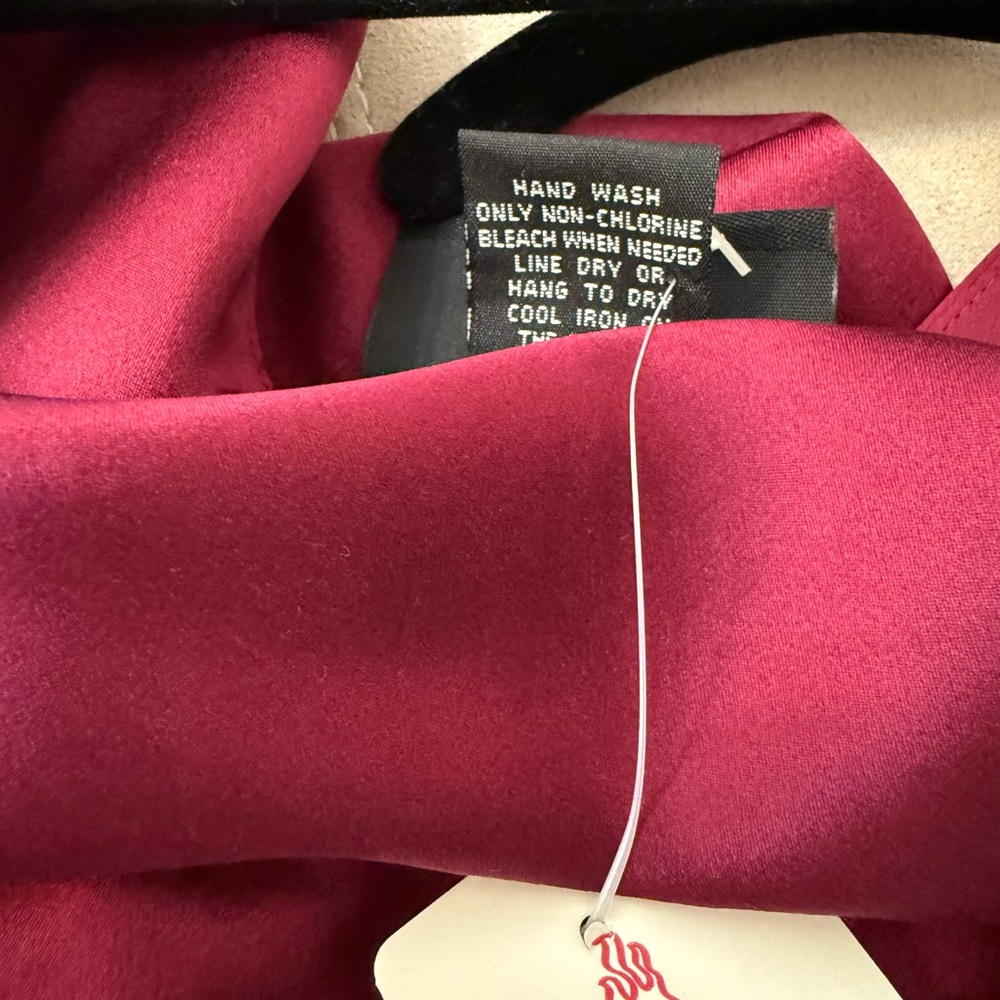 Torrid Plus Size Tank Top - Picture 5 of 6